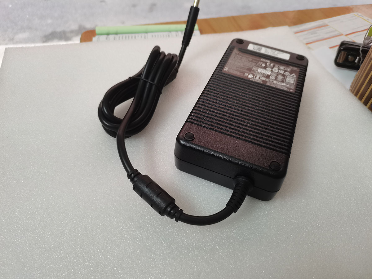 NEW Genuine 330W 19.5V 16.92A  - Pc Gaming Dell review and price